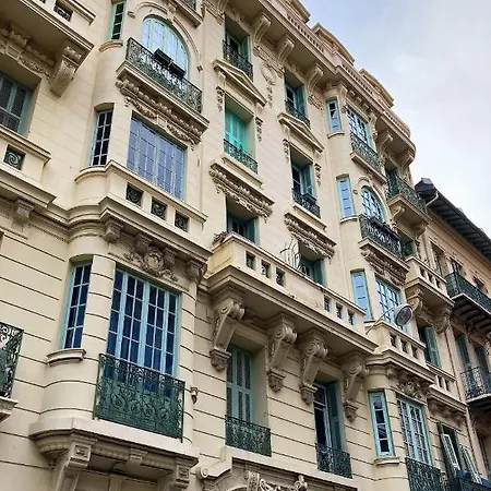 Superbe Plage/ Promenade Des 102 Apartman